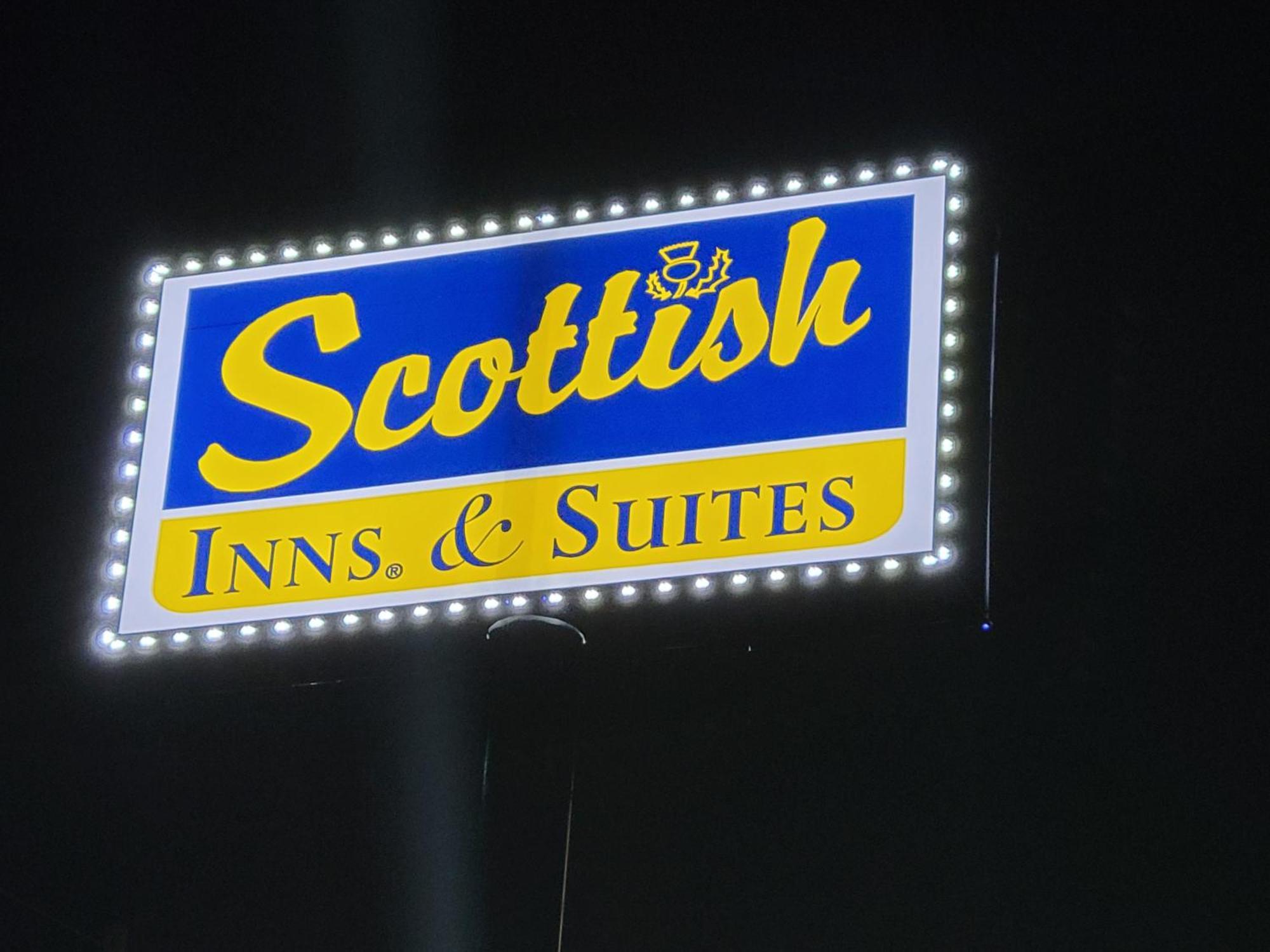 Scottish Inn & Suites Hankamer Exterior foto